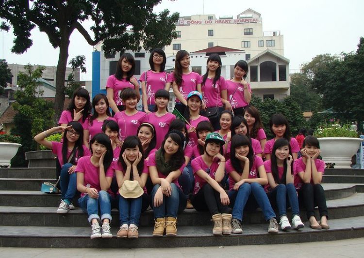 may-ao-thun-lop-cho-hoc-sinh-sinh-vien-voi-mau-dep-gia-re-2