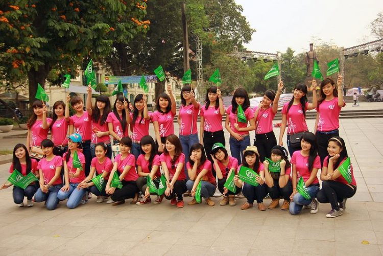 may-ao-thun-lop-cho-hoc-sinh-sinh-vien-voi-mau-dep-gia-re-4