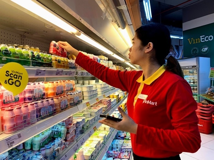 Áo thun tay dài nhân viên phục vụ siêu thị