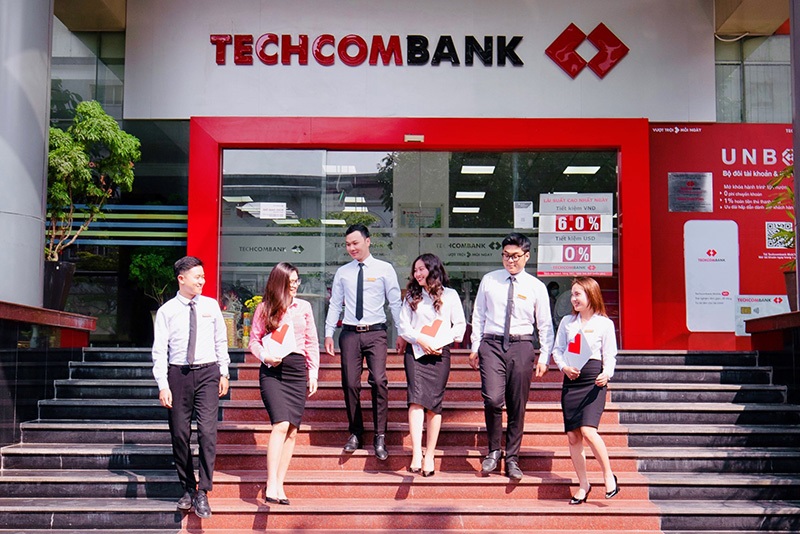 đồng phục Techcombank