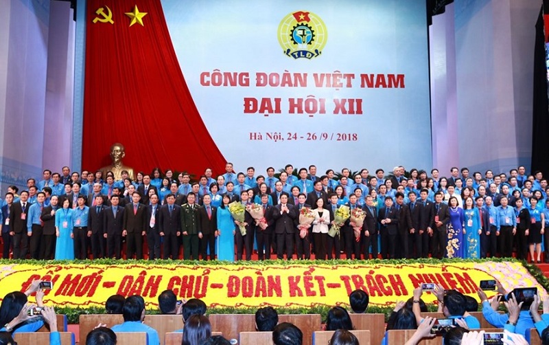 Đồng phục Công Đoàn Việt Nam gồm những gì