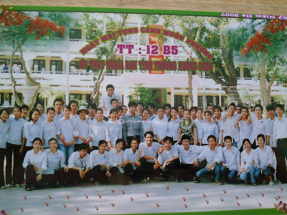 Áo đồng phục trường THPT Hà Trung