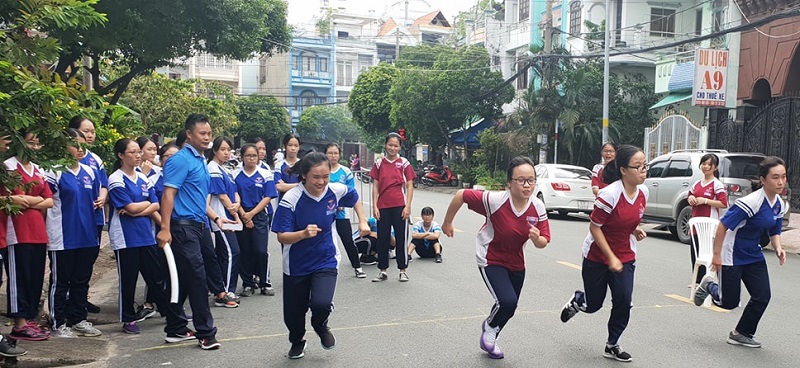 Đồng phục thể dục trường THPT Tân Bình ở quận Tân Phú