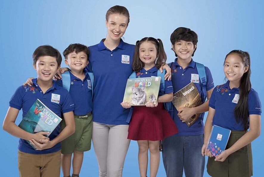 Đồng phục Trung tâm tiếng Anh ngoại ngữ Apollo English